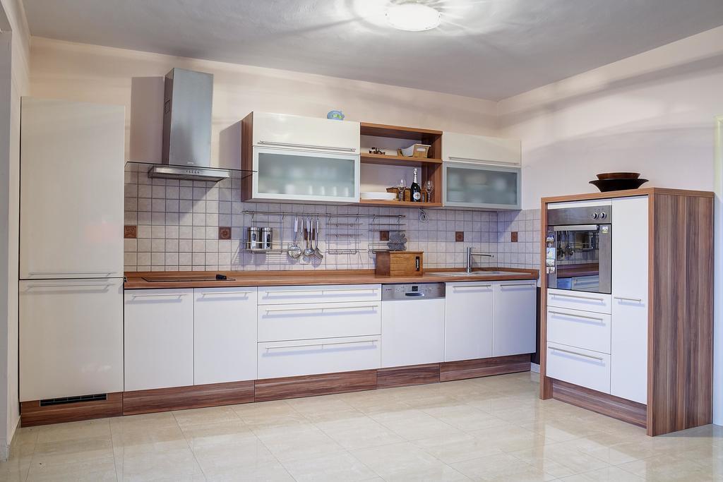 Villa Pia Split Kaštela Exteriör bild