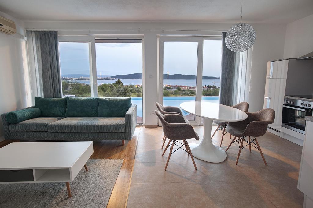 Villa Pia Split Kaštela Exteriör bild